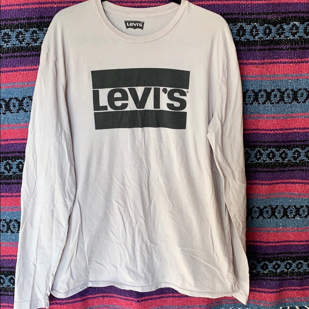 Long sleeve tan levis shirt